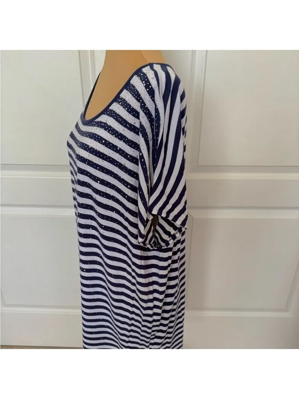 Liz Claiborne Navy & White Striped Sparkle Top XL – Short Sleeve Crew Neck